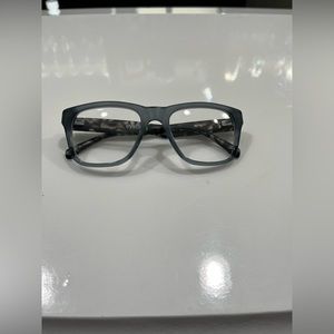 Kvetcher Transparent Grey Teal Front with Black Tokyo Temples